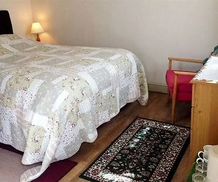 Oda ve Kahvaltı Manor Farm 3*